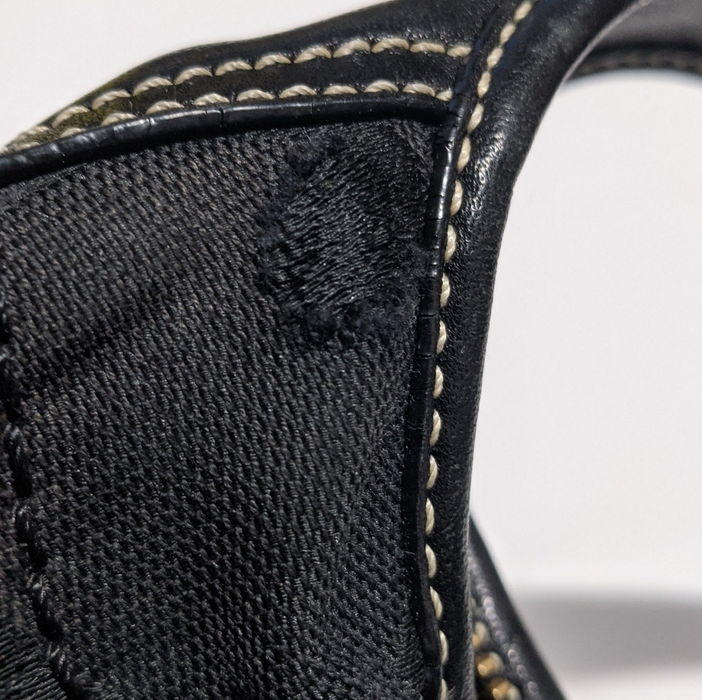 Black Coach Purse - Picture 5 of 7